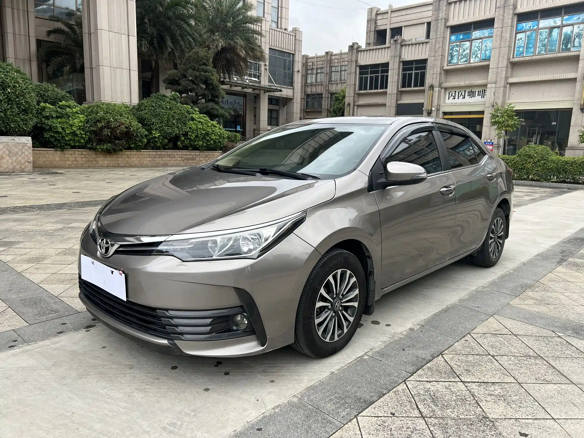 TOYOTA COROLLA