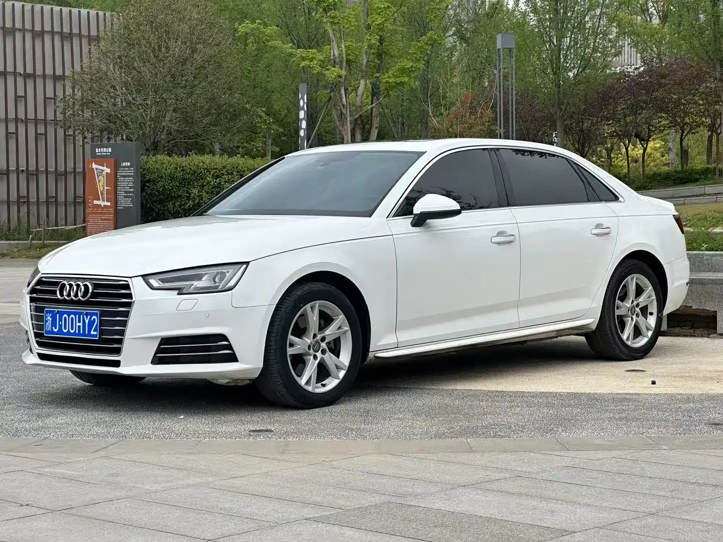 AUDI A4L 2018