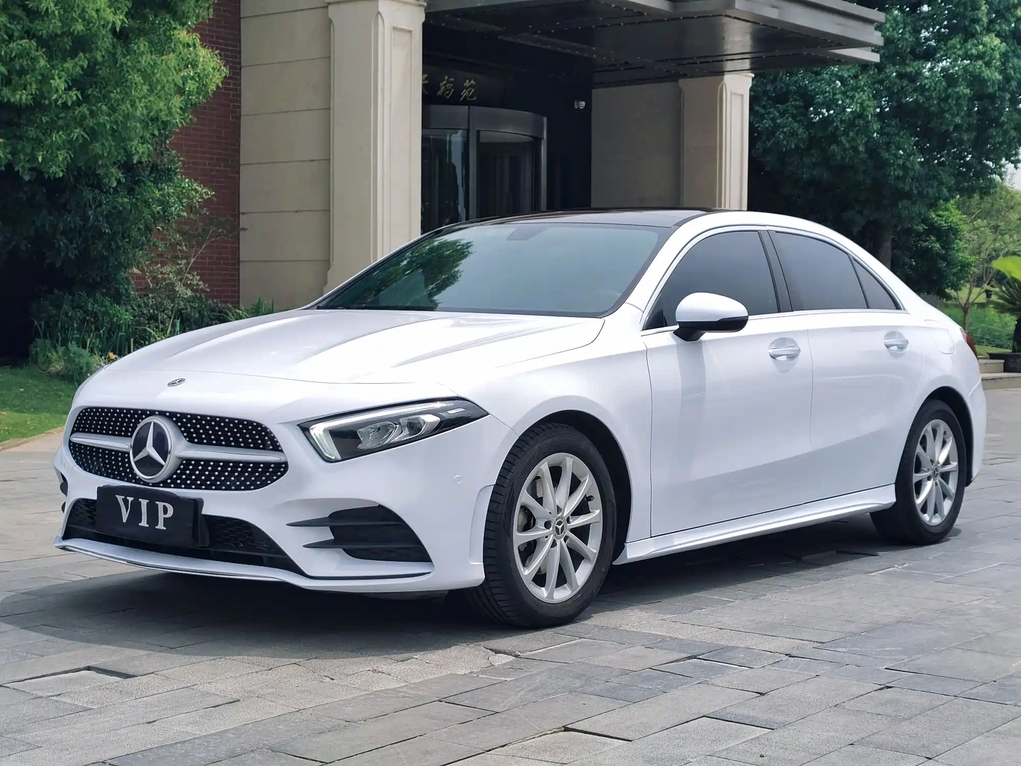 MERCEDES BENZ A-CLASS 2021