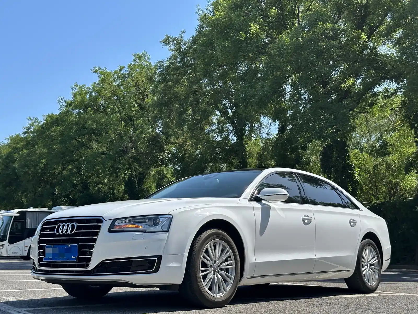AUDI A8 2014