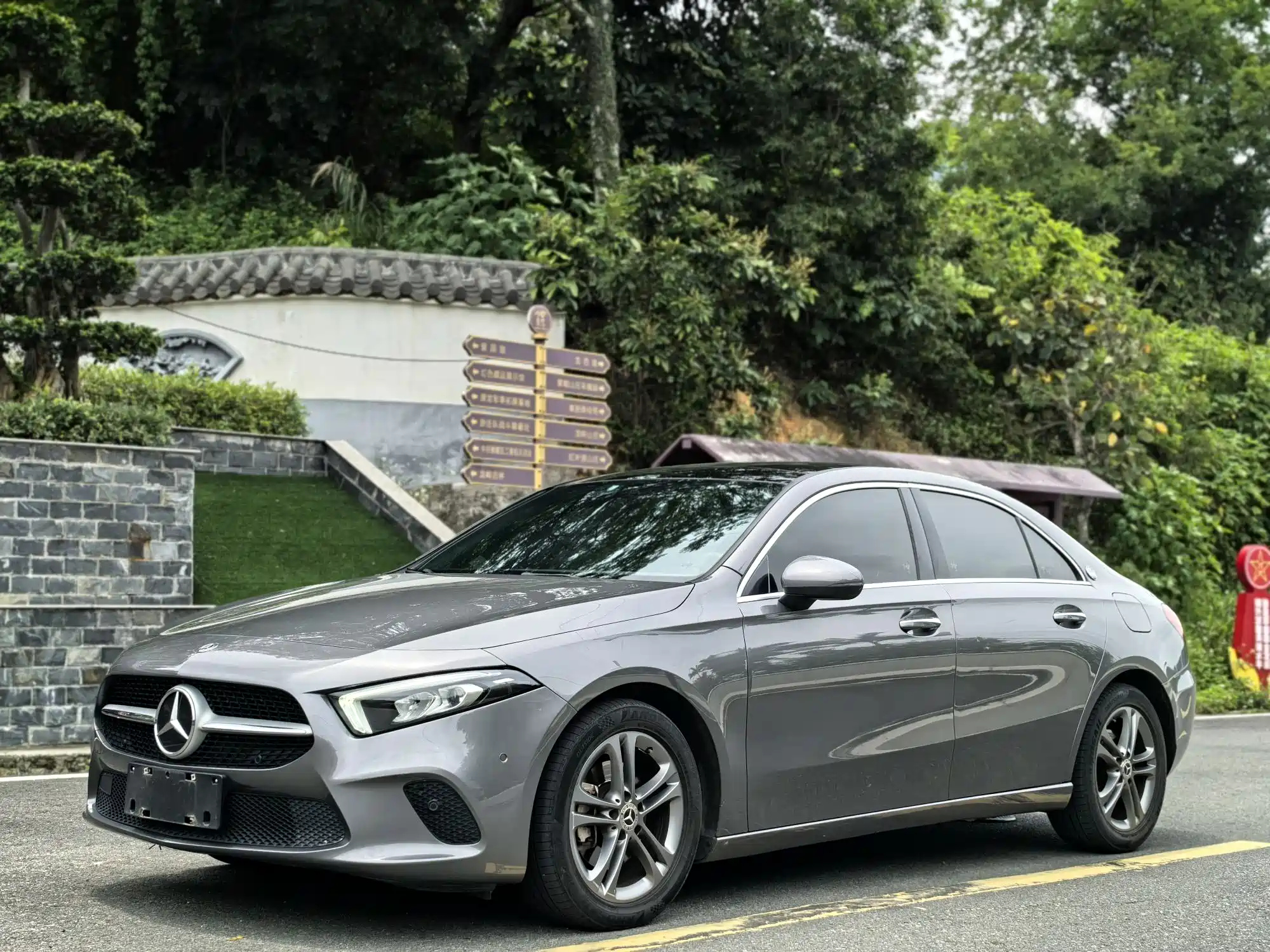 MERCEDES BENZ A-CLASS 2020