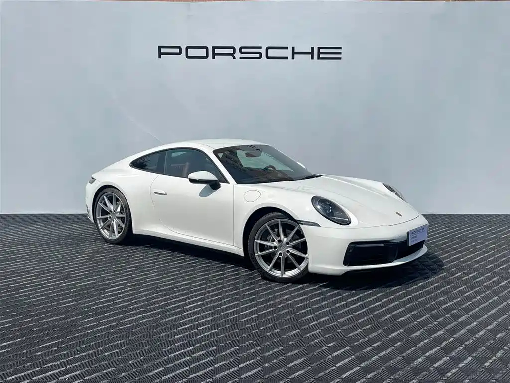PORSCHE 911 2023