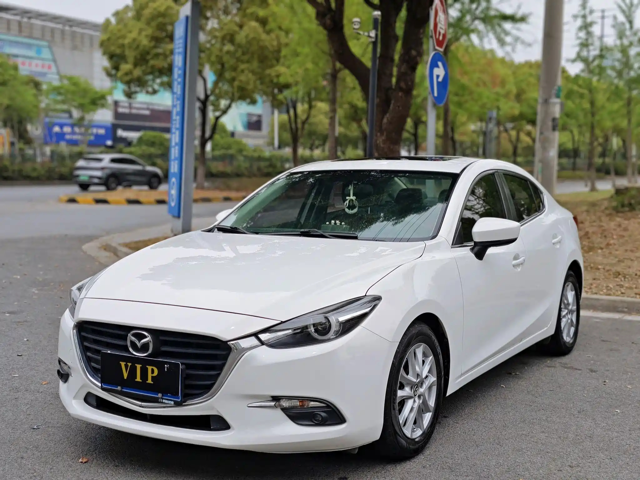 MAZDA 3 AXELA 2019