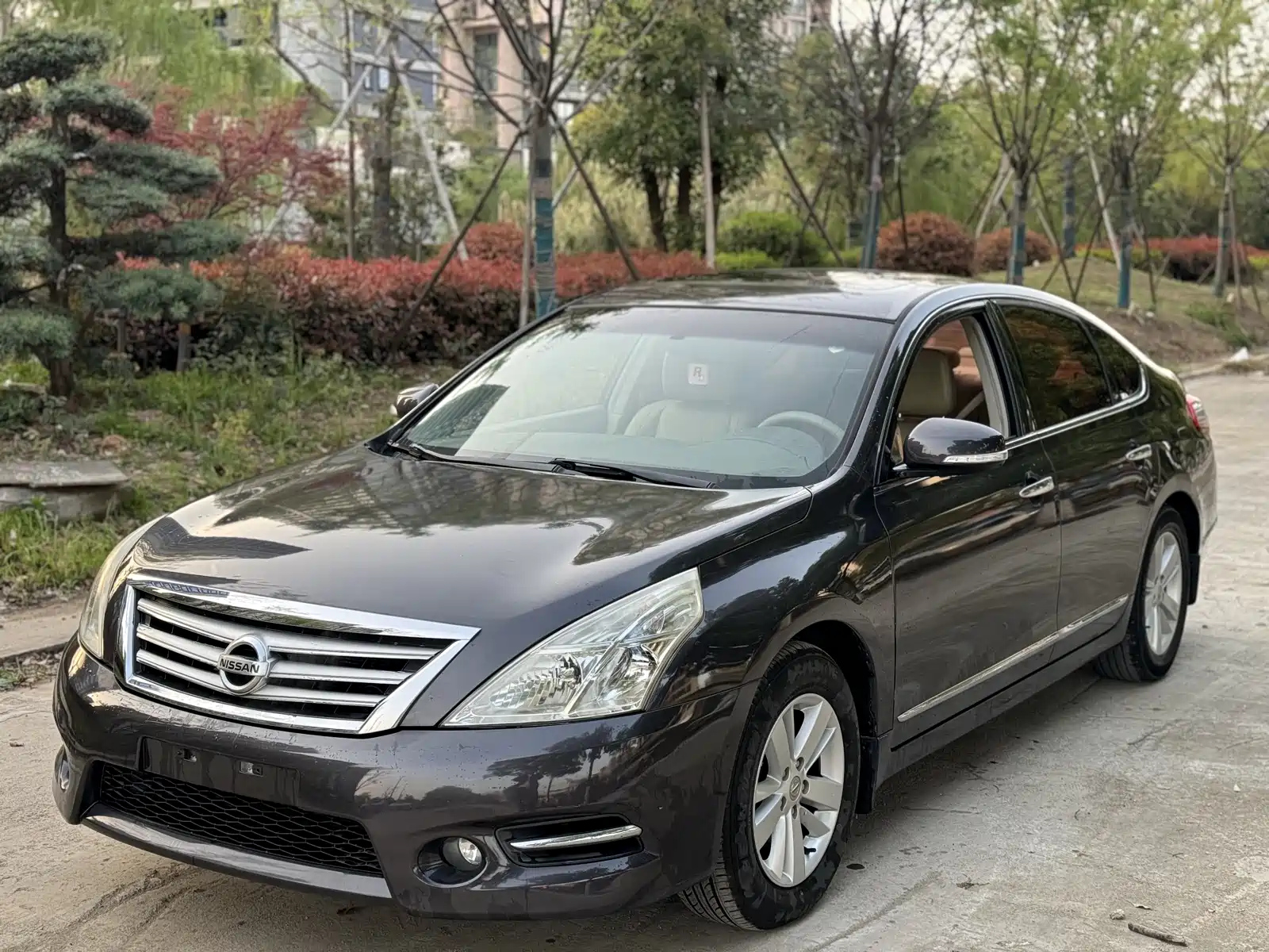 NISSAN TEANA 2011