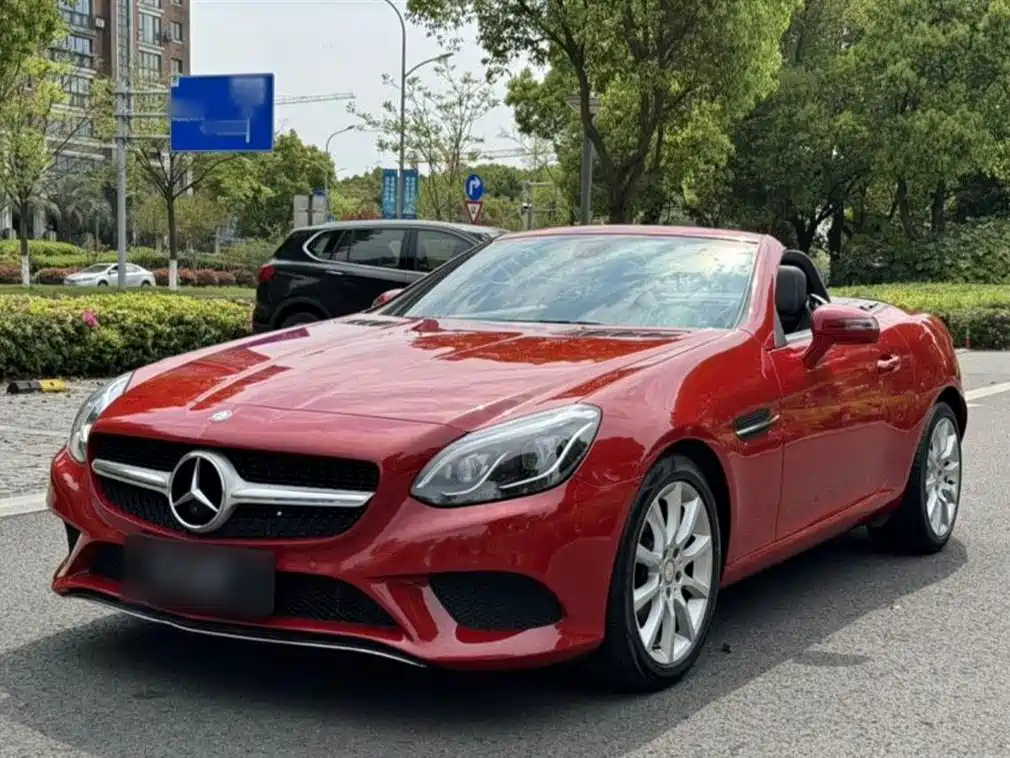 MERCEDES BENZ SLC 2016