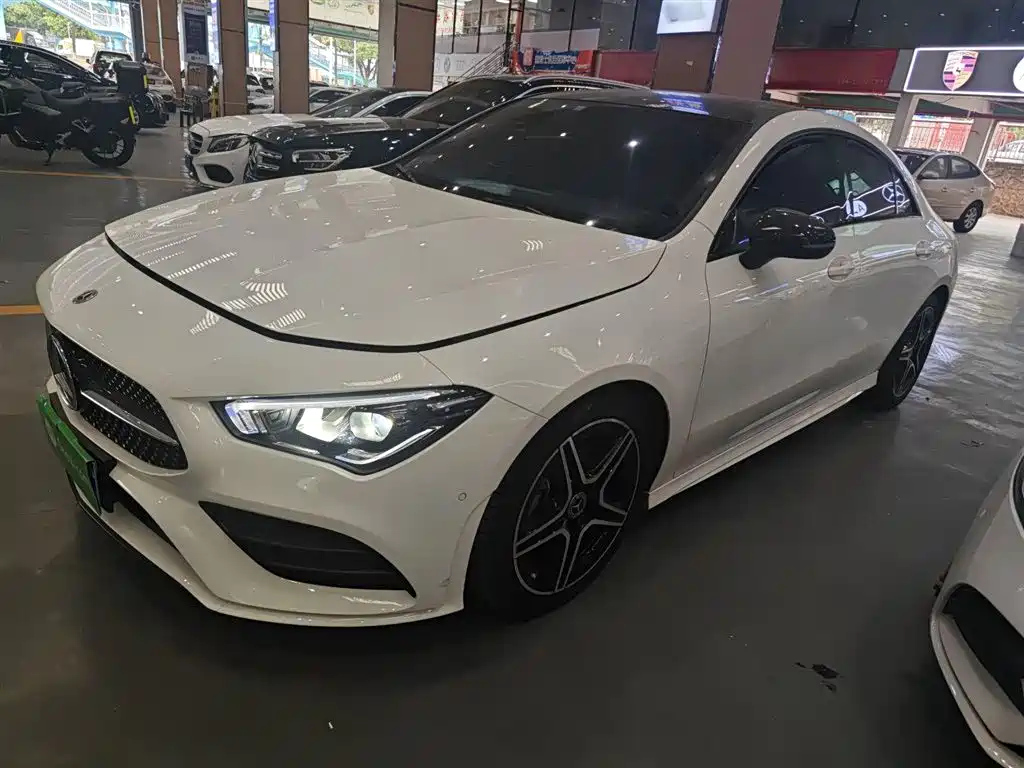 MERCEDES BENZ CLA 2022