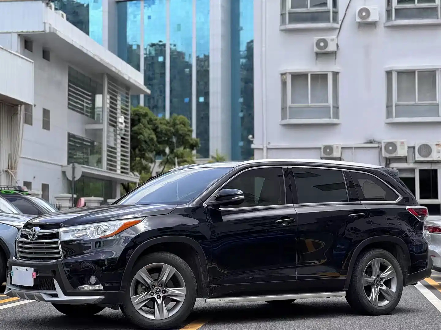TOYOTA HIGHLANDER 2017
