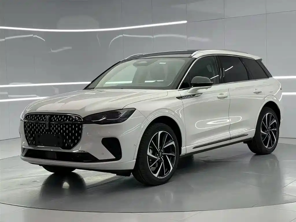 LINCOLN ADVENTURER 2023