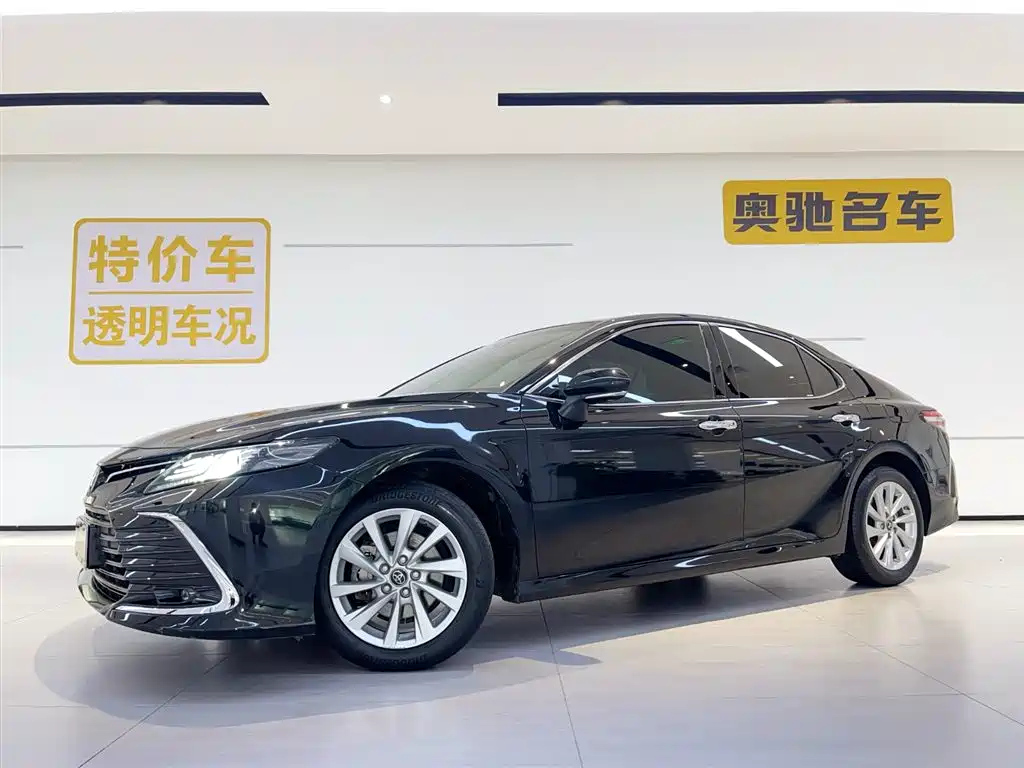 TOYOTA CAMRY 2021