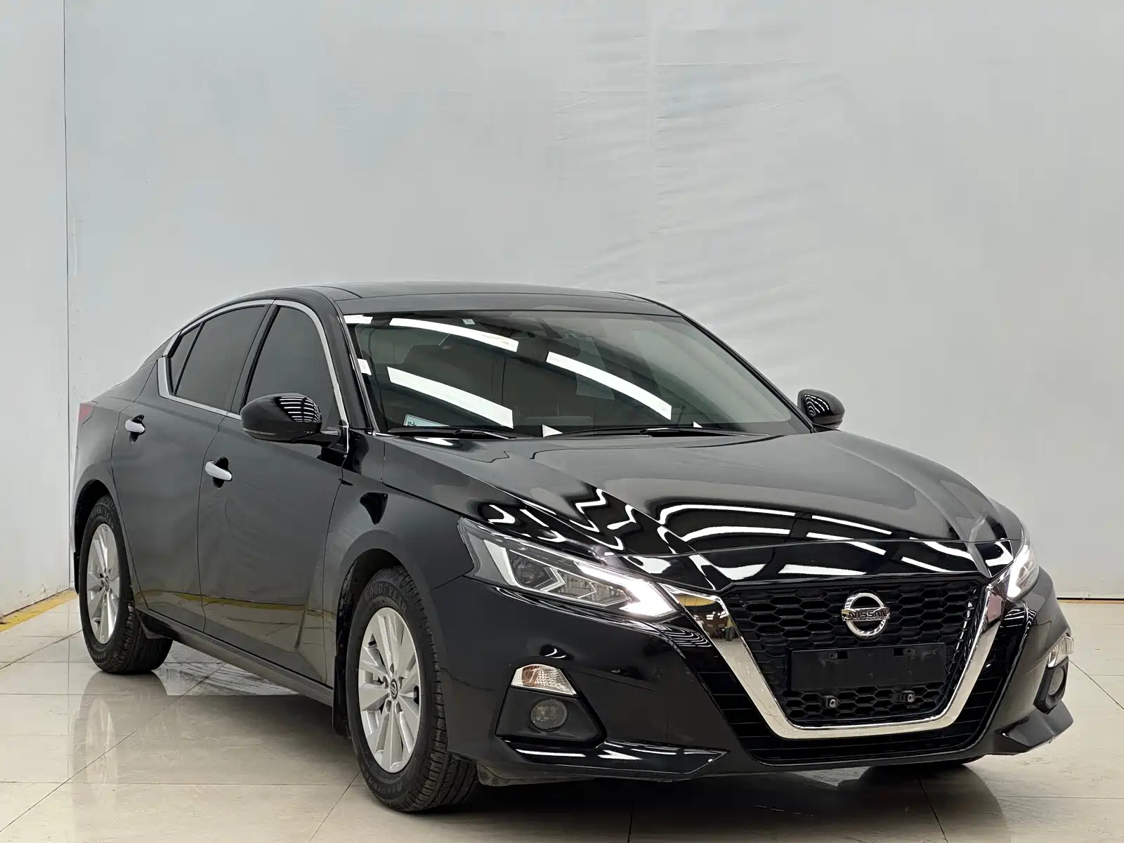 NISSAN TEANA 2020