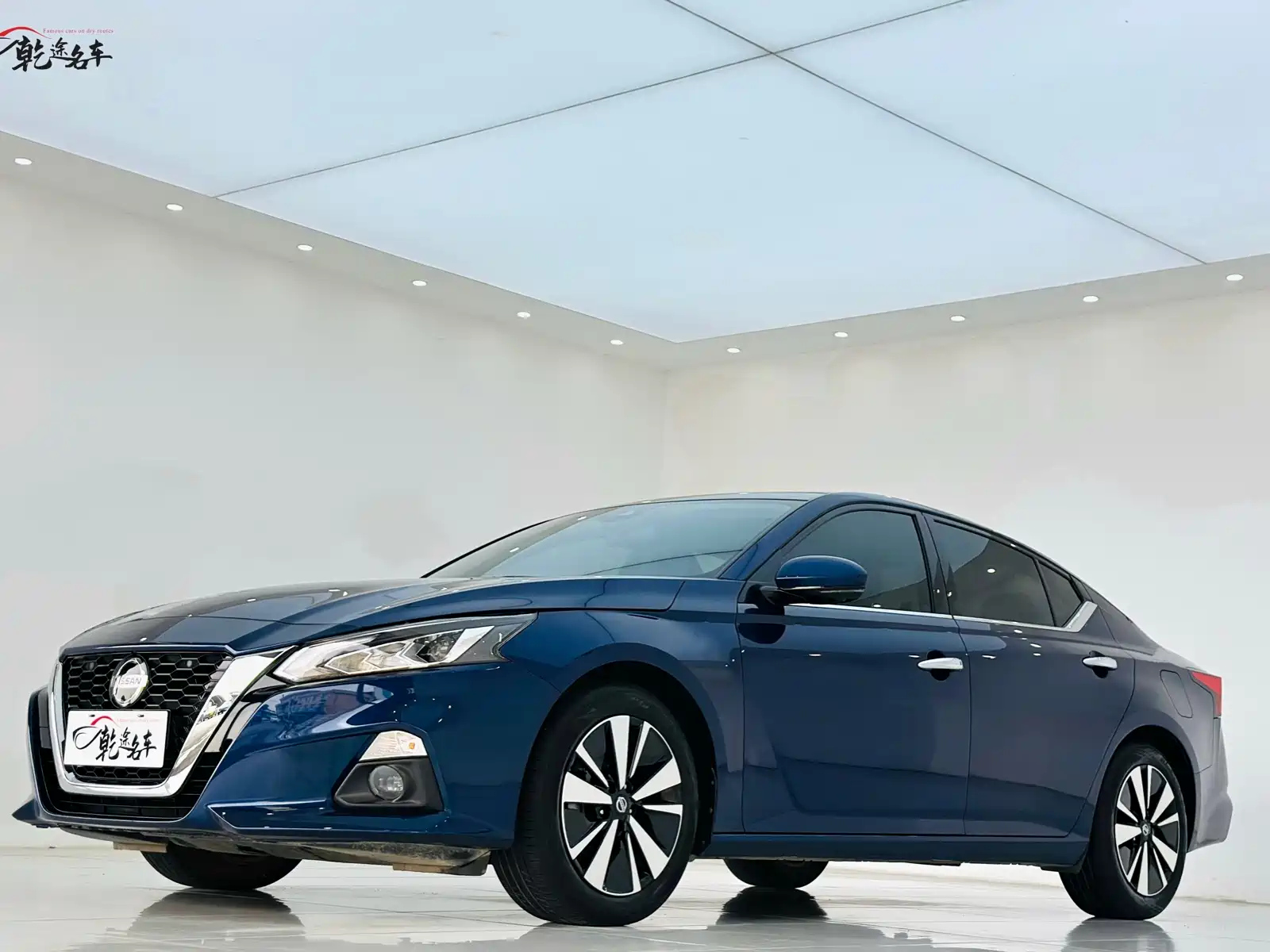 NISSAN TEANA 2021