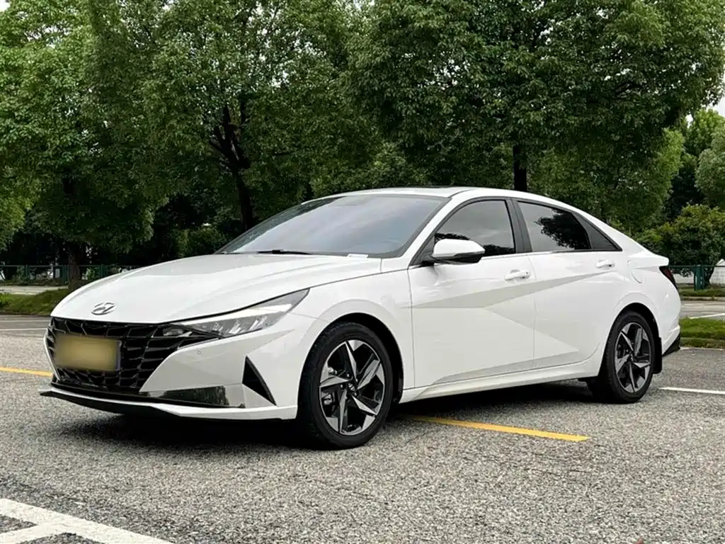 HYUNDAI ELANTRA 2022