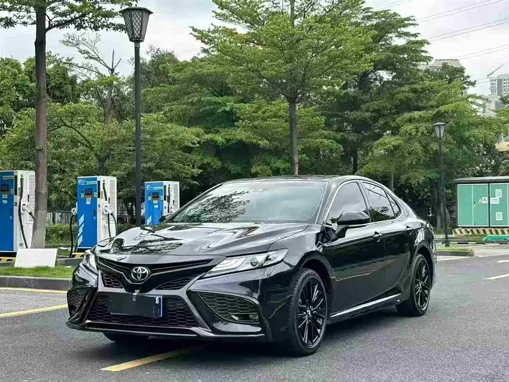 TOYOTA CAMRY 2023
