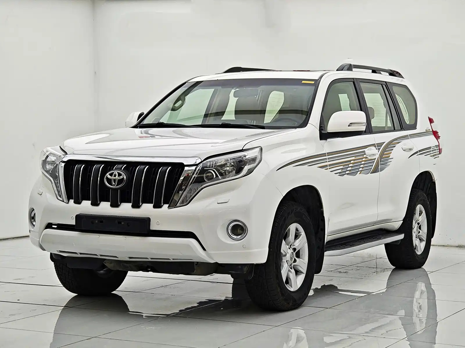 TOYOTA PRADO 2014