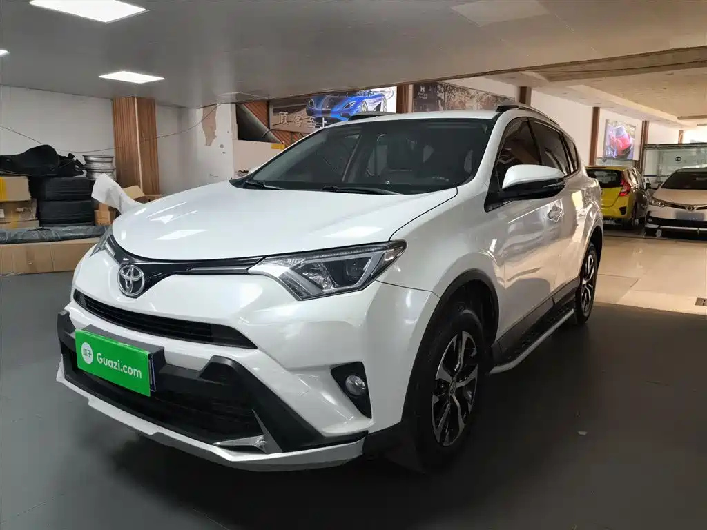 TOYOTA RAV4 RONGFANG 2016