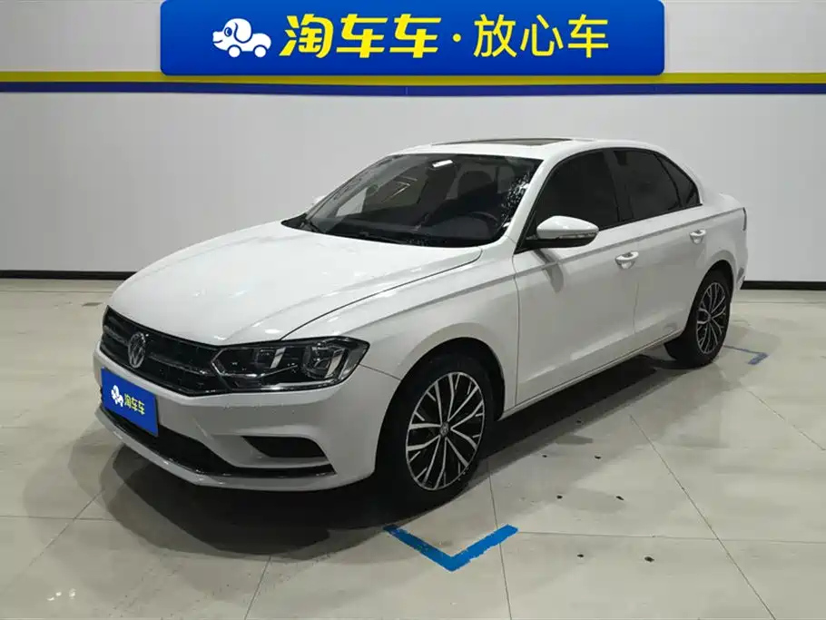 VOLKSWAGEN BORA 2019