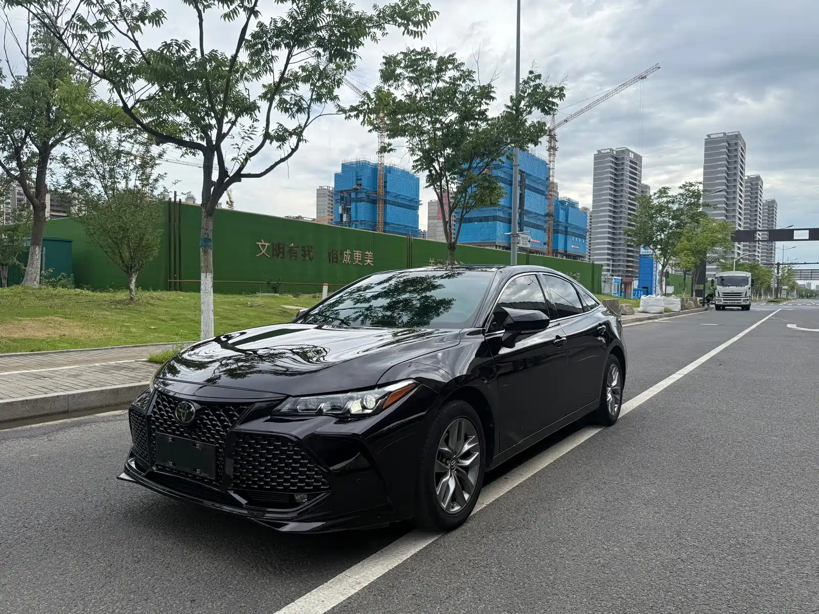 TOYOTA AVALON 2019