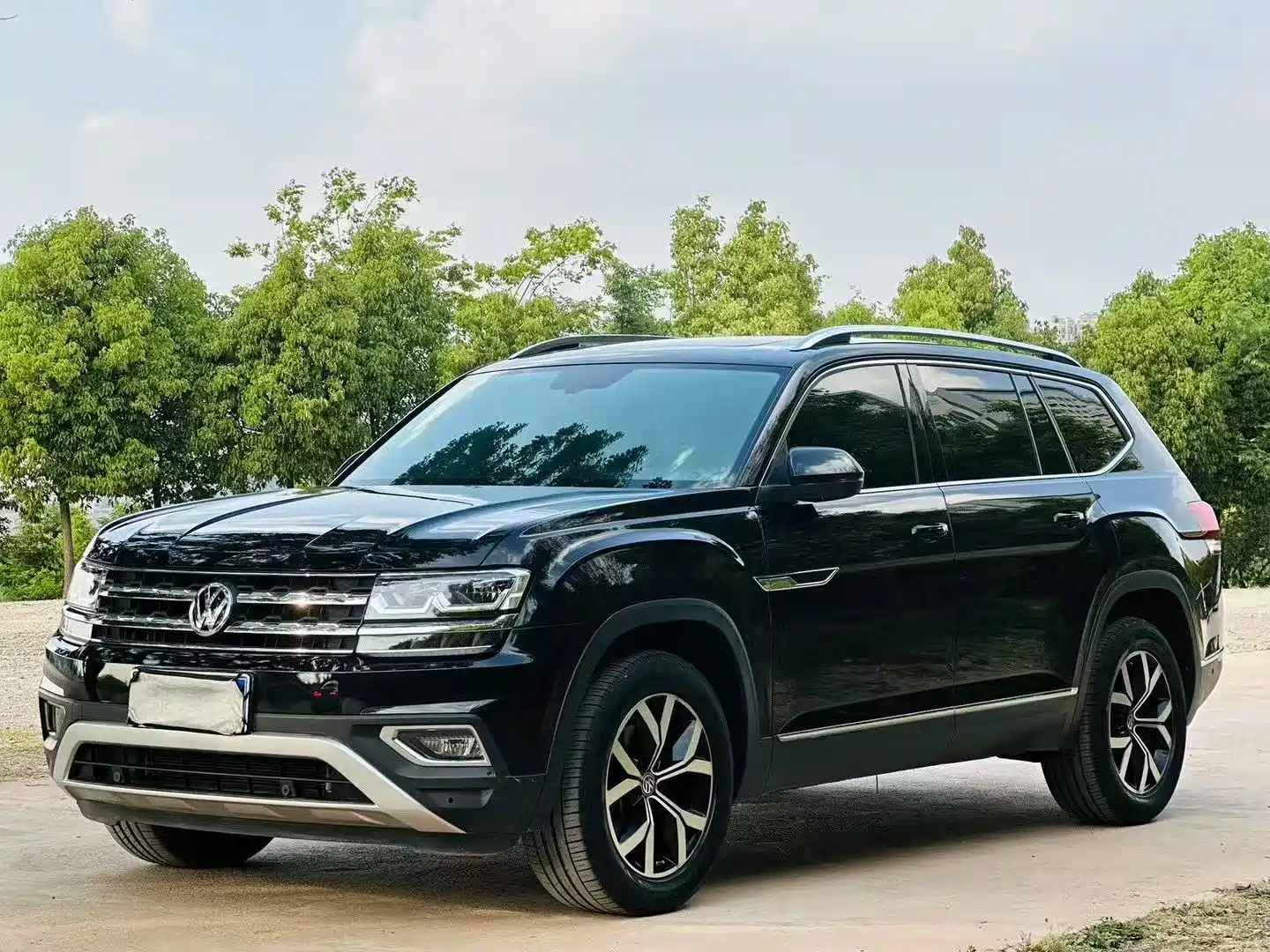 VOLKSWAGEN TOURAN 2019