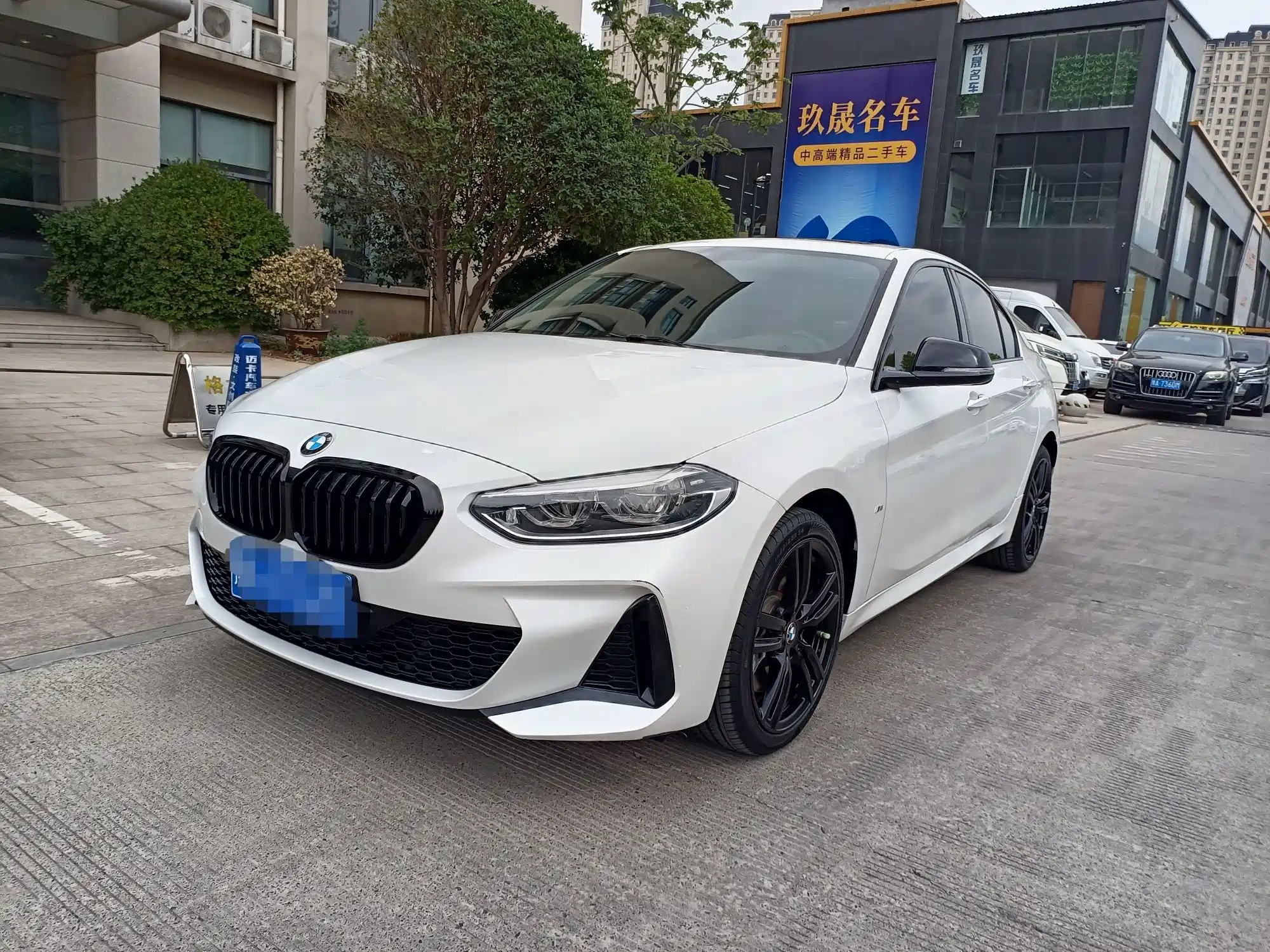 BMW 1-SERIES 2023