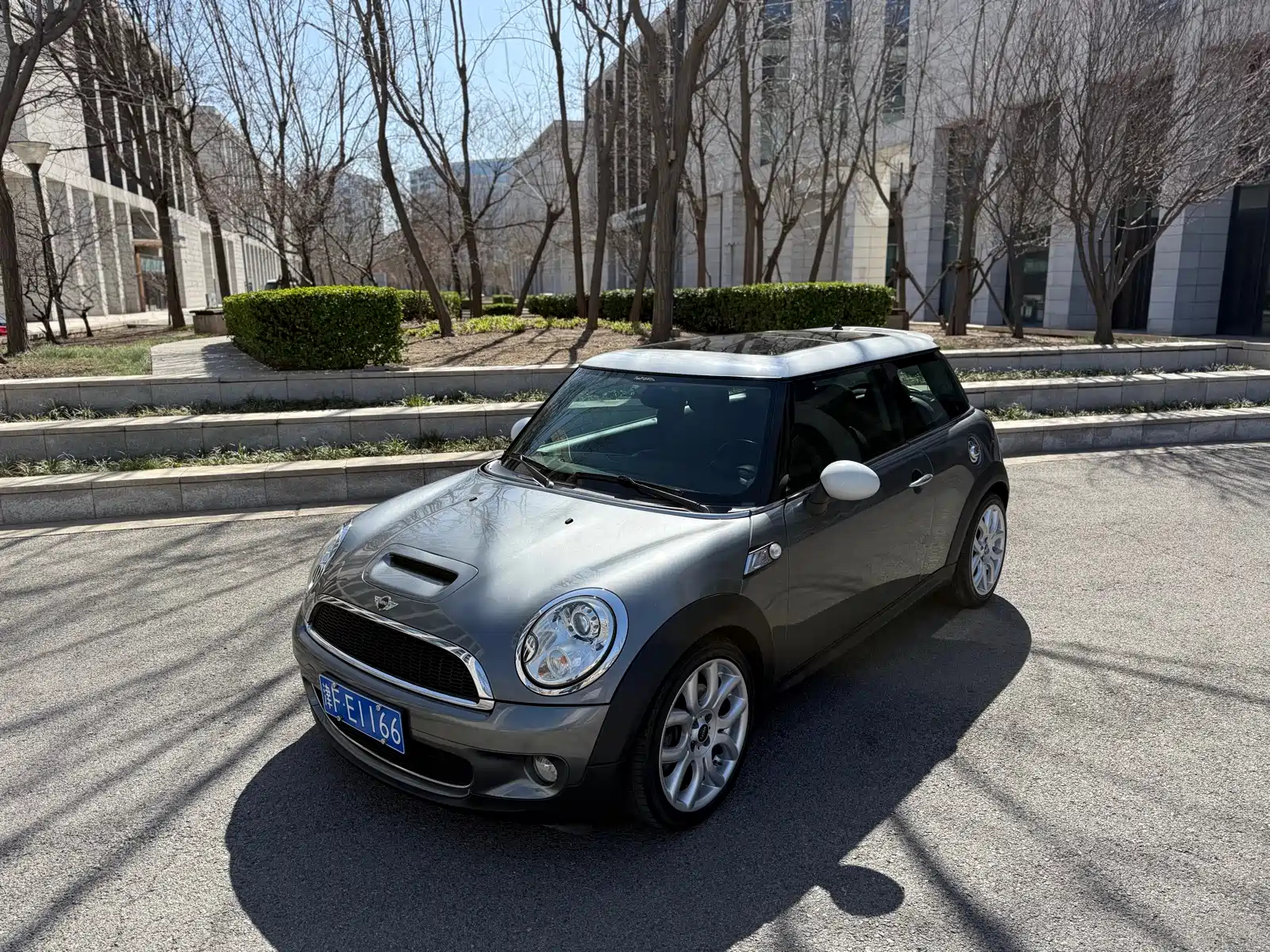 MINI OTHER 2011