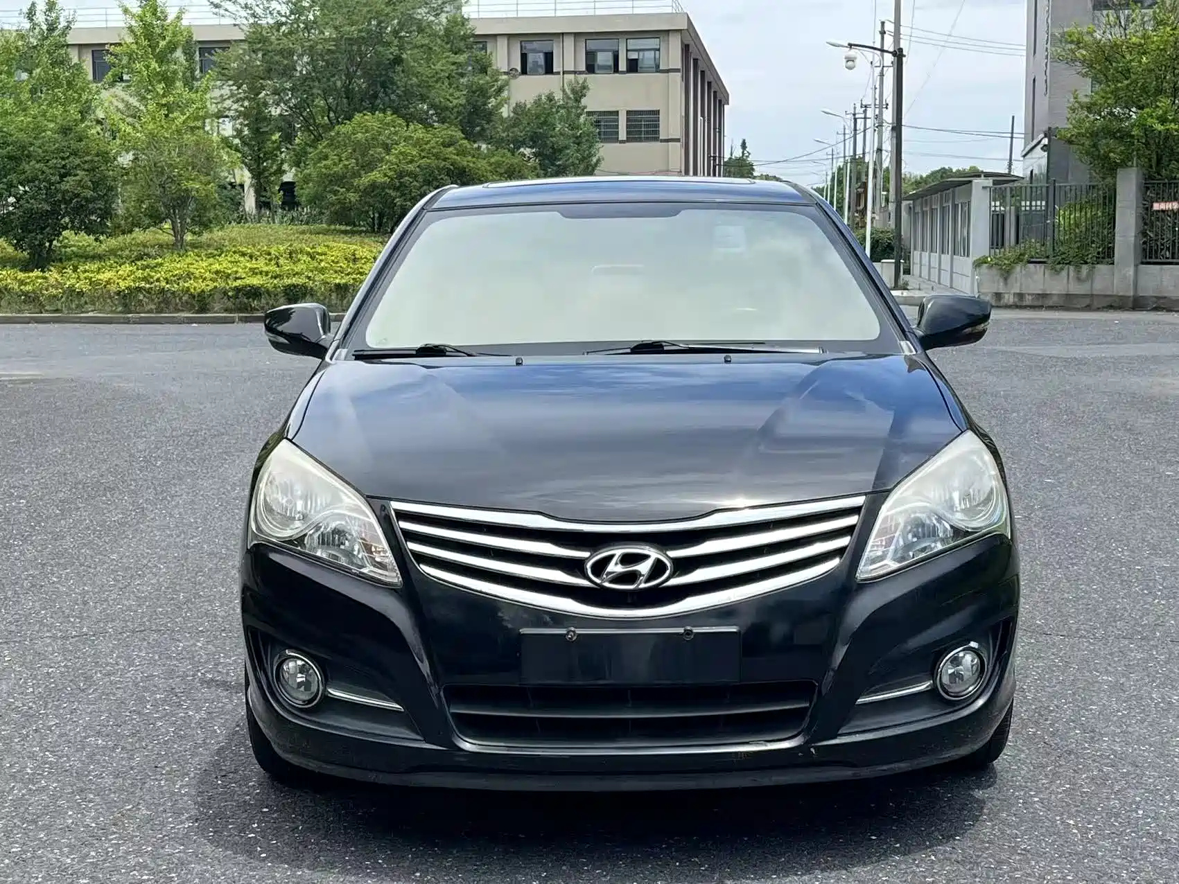 HYUNDAI CELESTA 2011