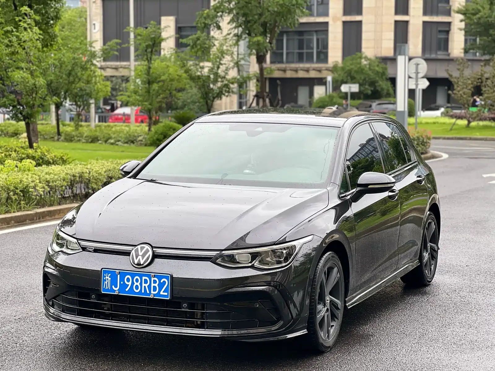 VOLKSWAGEN GOLF 2021