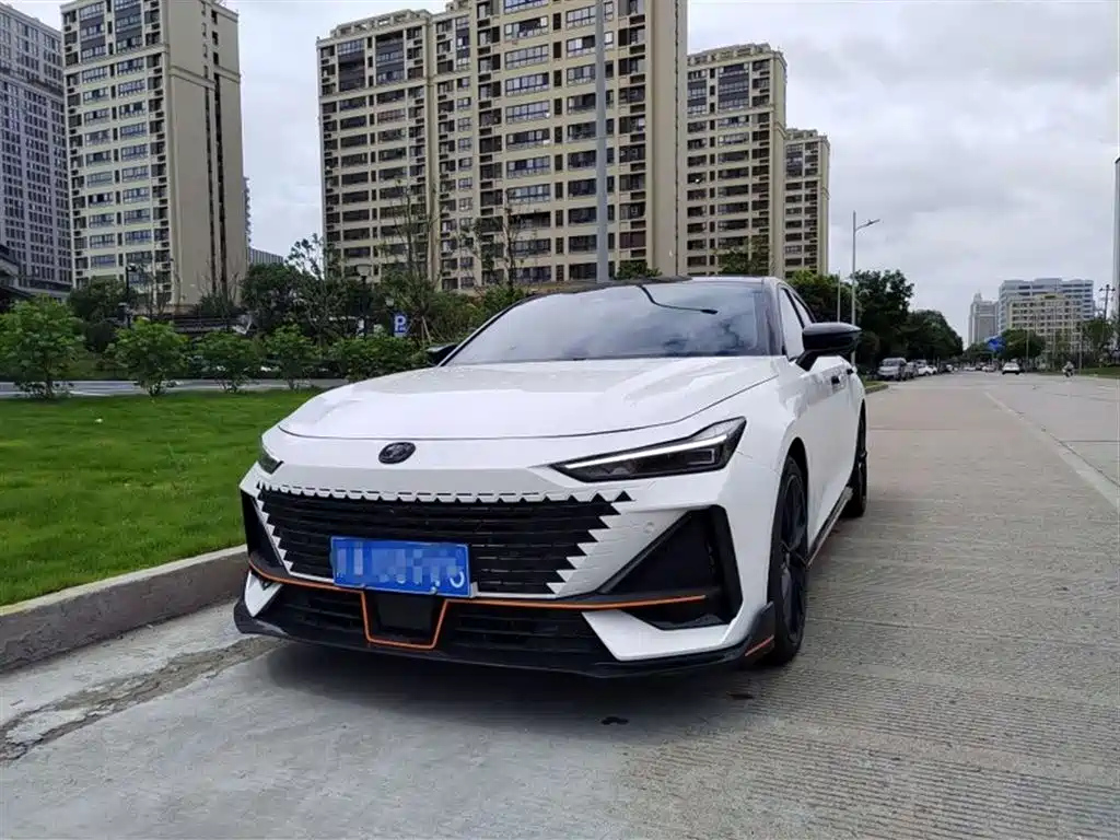 CHANGAN UNI-V