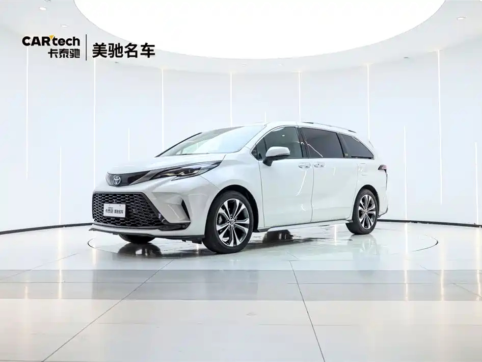 TOYOTA GRANVIA 2023