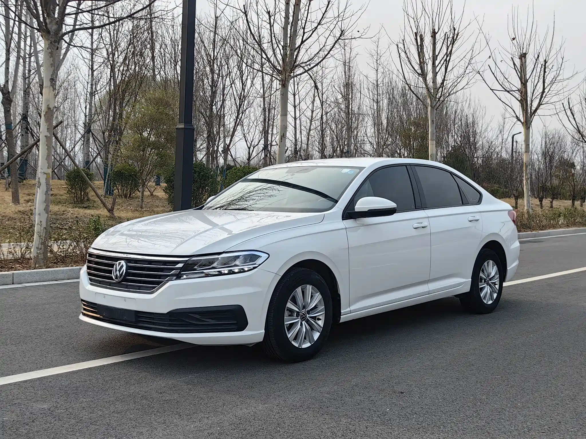 VOLKSWAGEN LAVIDA 2022