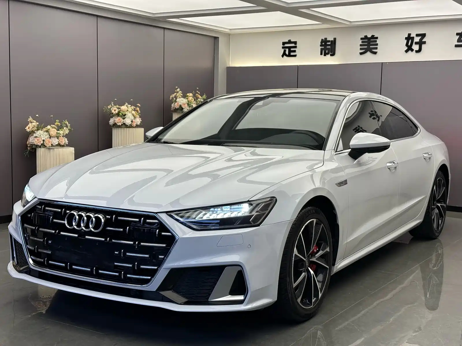 AUDI A7L 2023