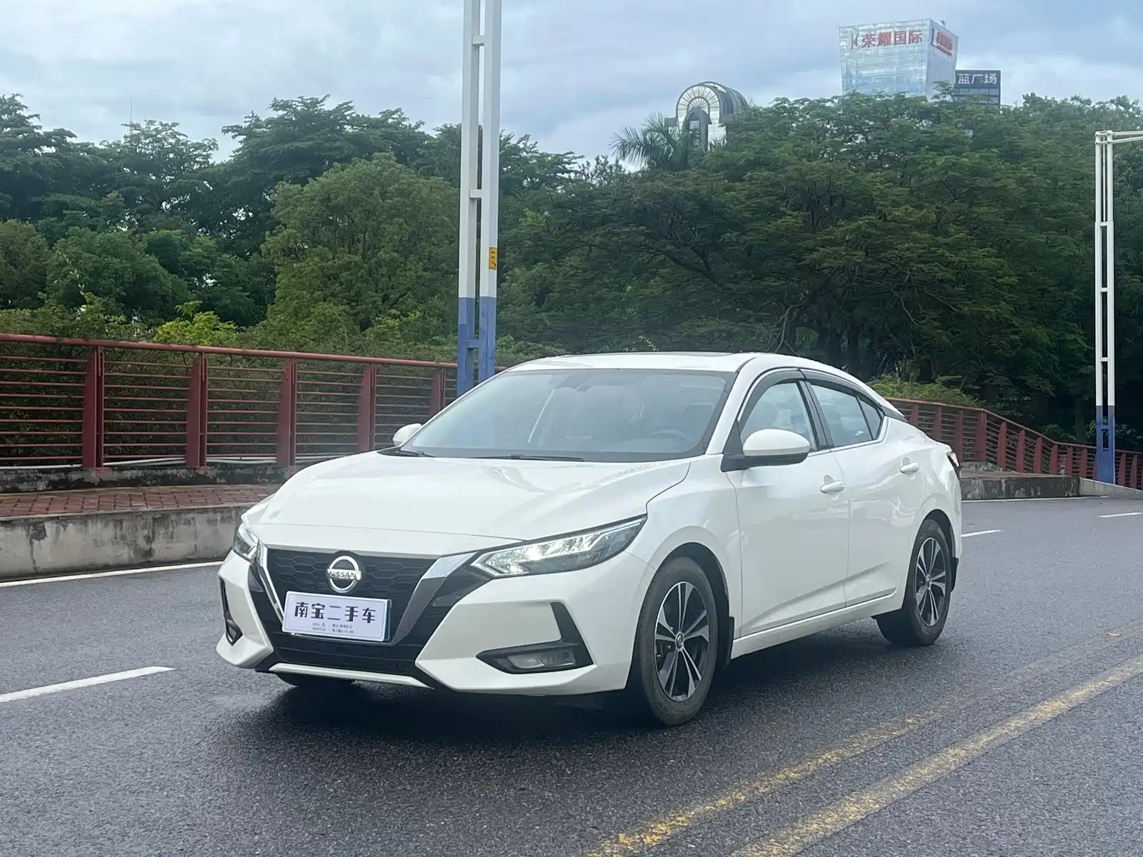 NISSAN SYLPHY 2021