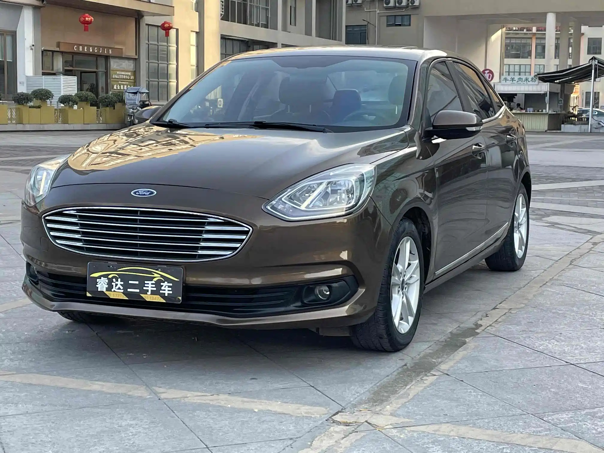 FORD ESCORT 2019