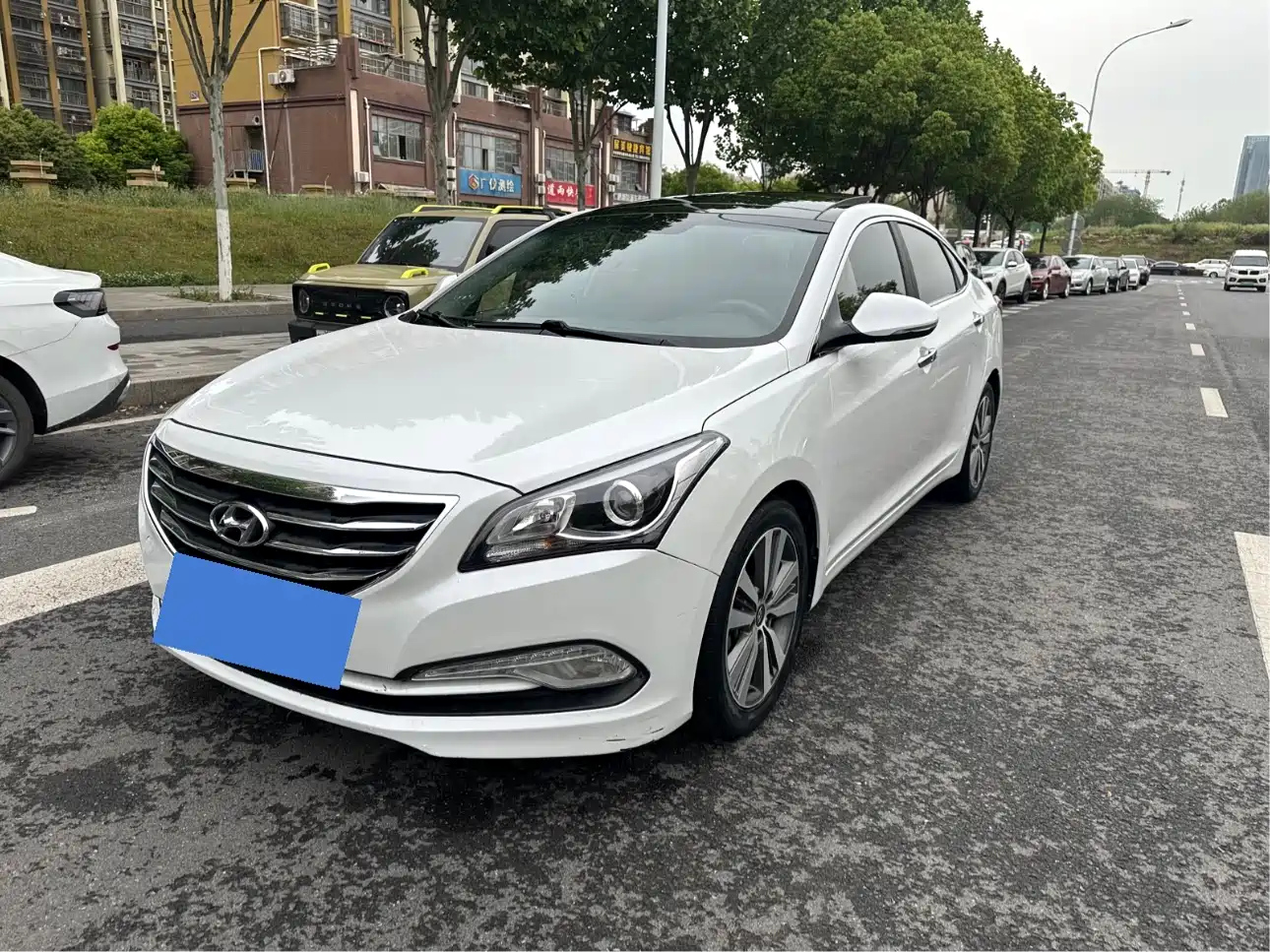 HYUNDAI MISTRA 2016