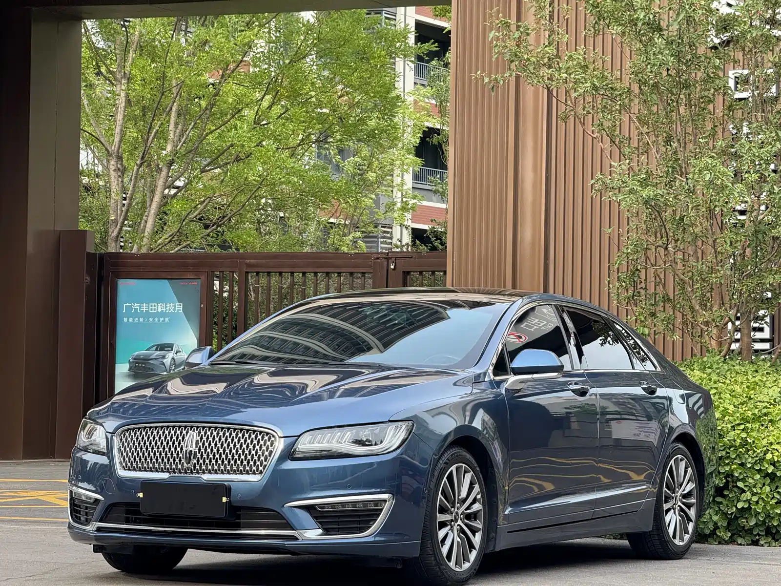 LINCOLN MKZ 2018