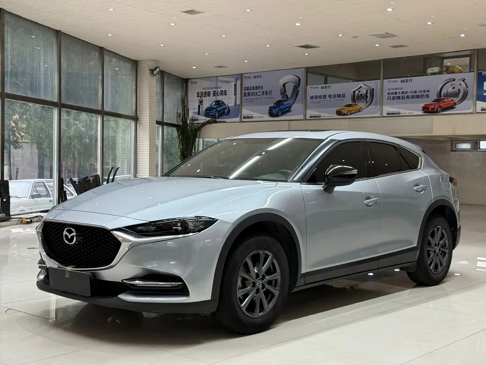 MAZDA CX-4 2021