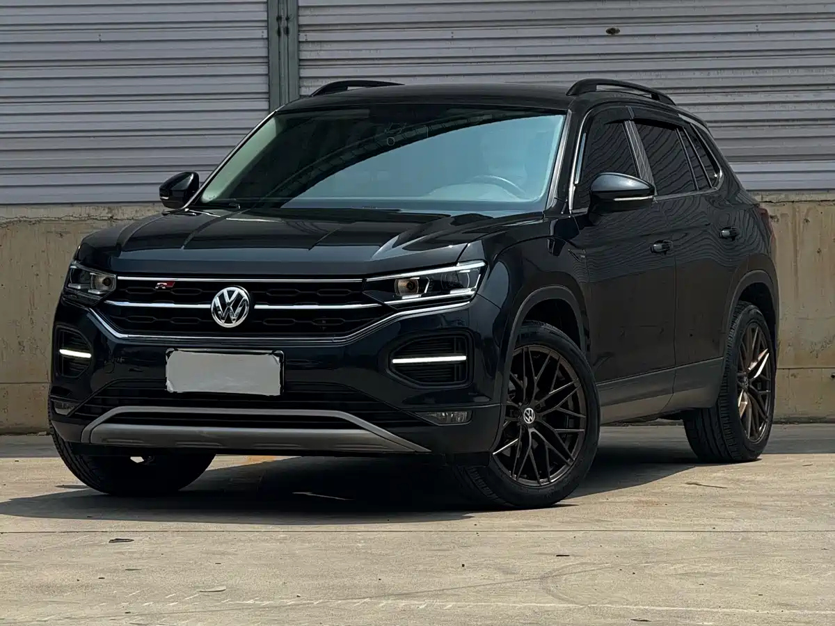 VOLKSWAGEN TAYRON 2019