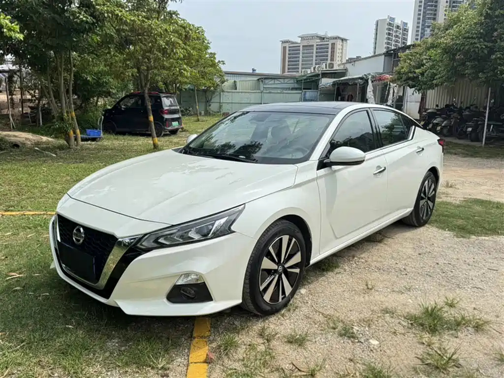 NISSAN TEANA 2021