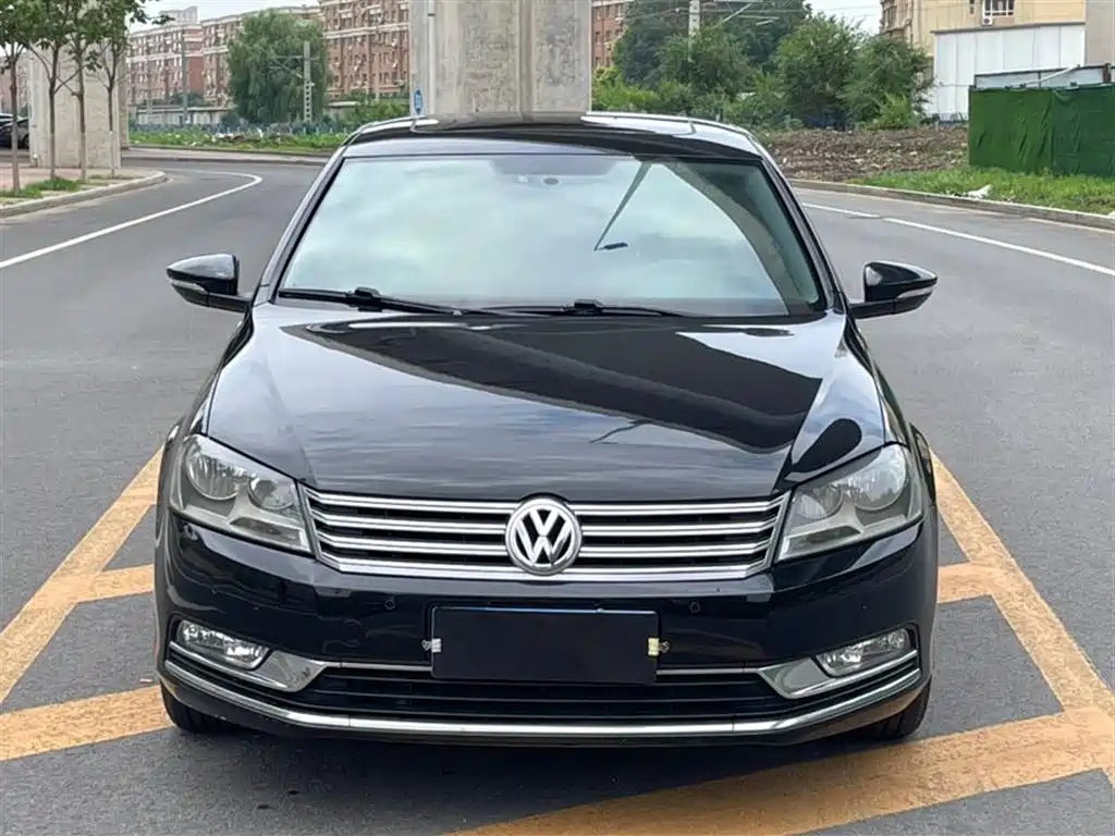 VOLKSWAGEN MAGOTAN 2016