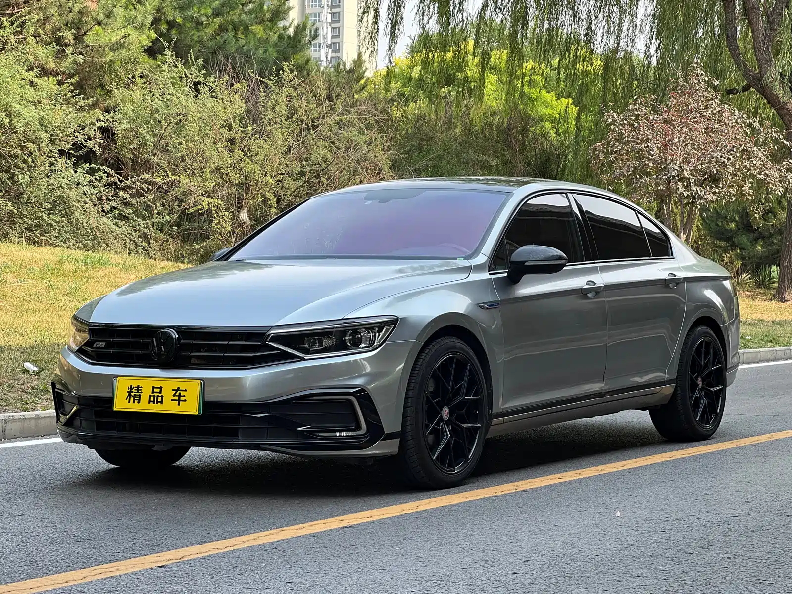 VOLKSWAGEN MAGOTAN GTE PLUG IN HYBRID 2020