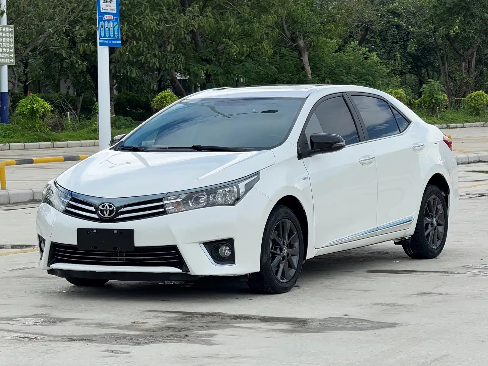 TOYOTA COROLLA 2016
