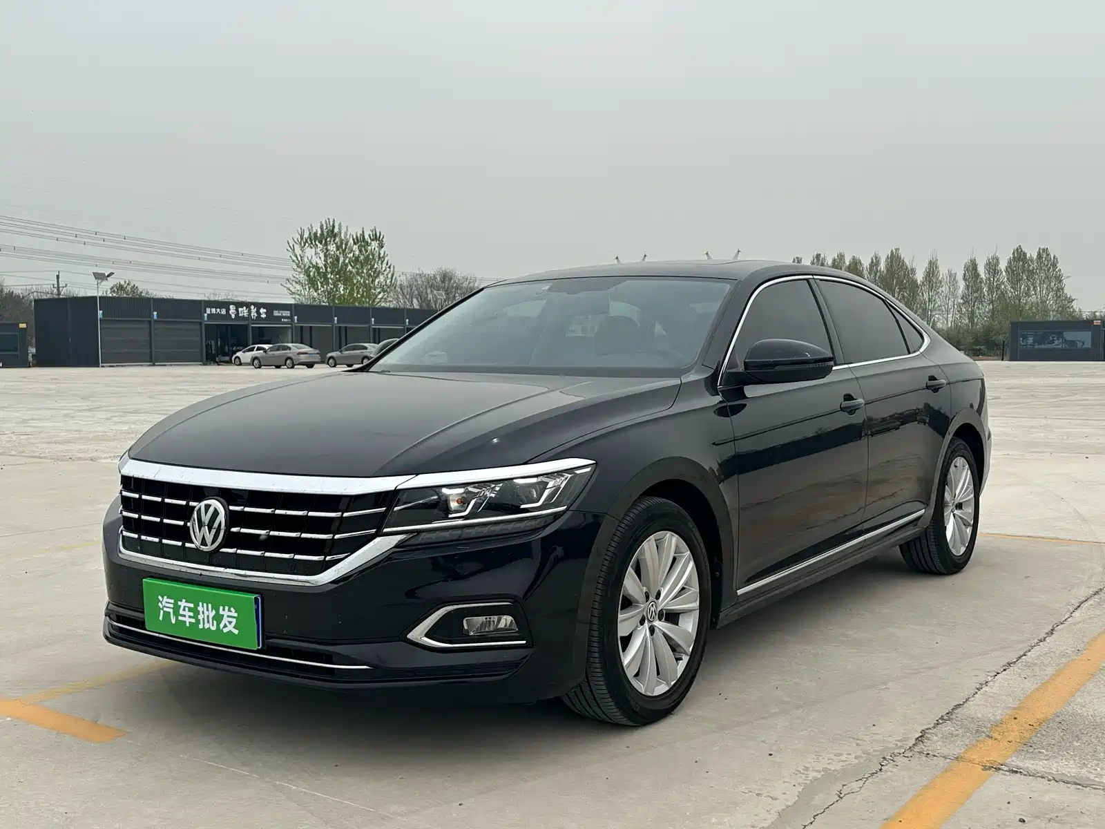 VOLKSWAGEN PASSAT