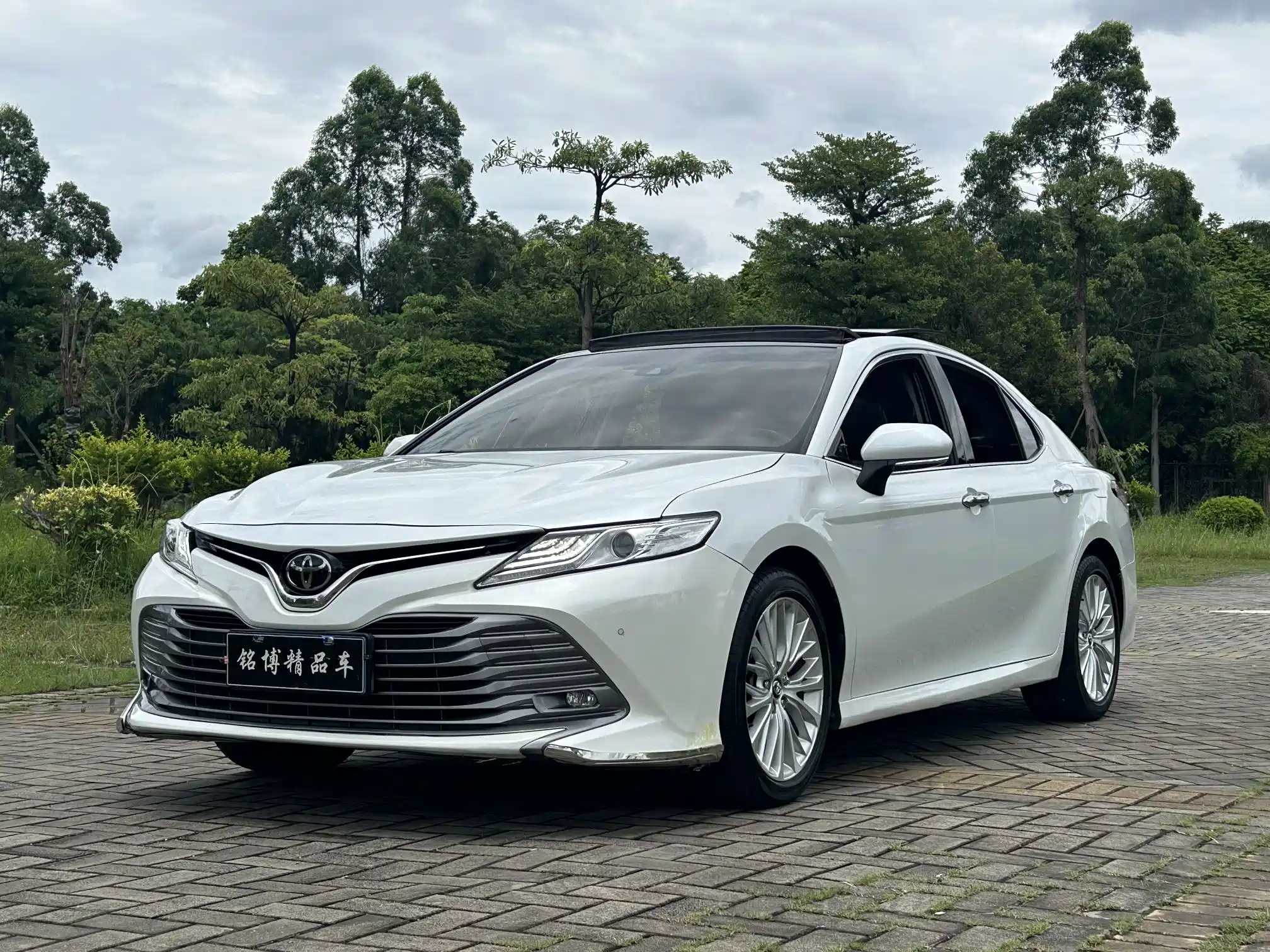 TOYOTA CAMRY 2018