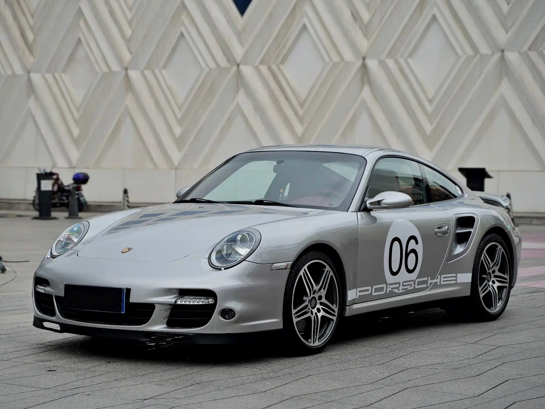 PORSCHE 911 2006