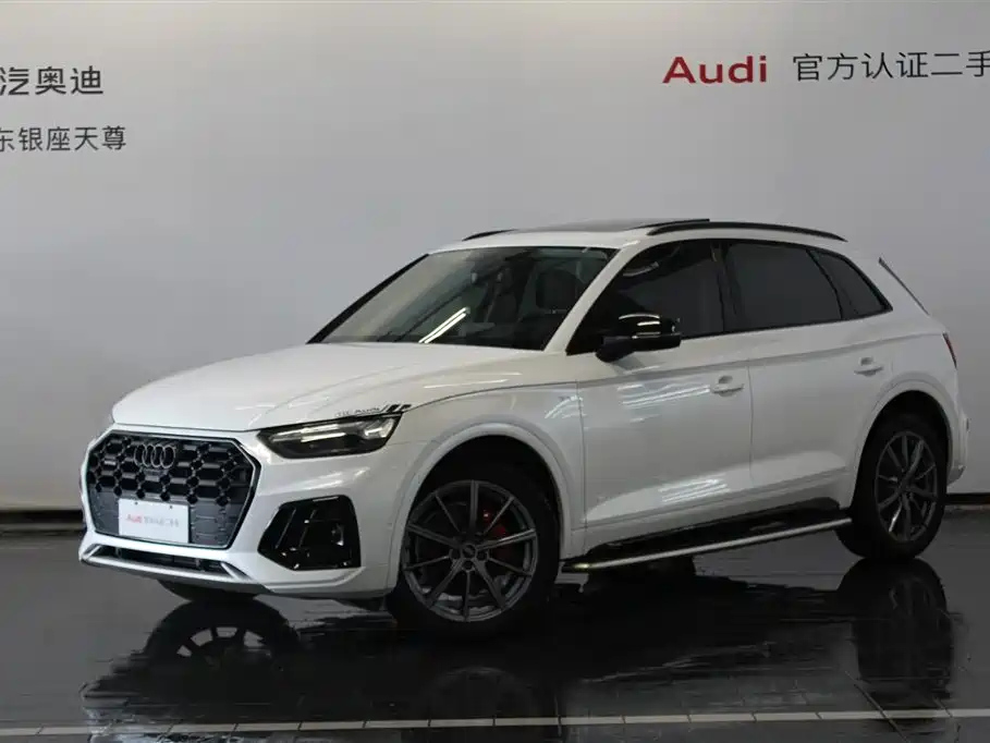 AUDI Q5L 2021