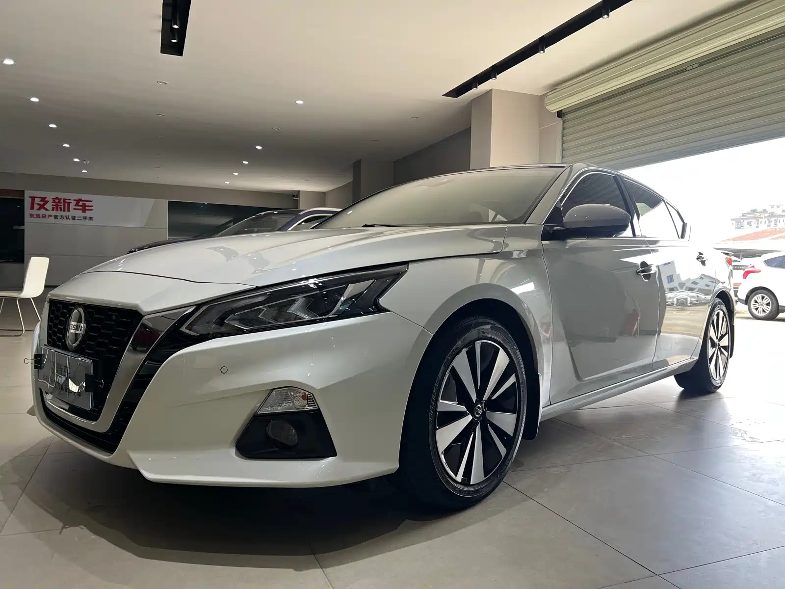 NISSAN TEANA 2021