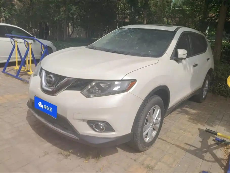 NISSAN X-TRAIL 2014