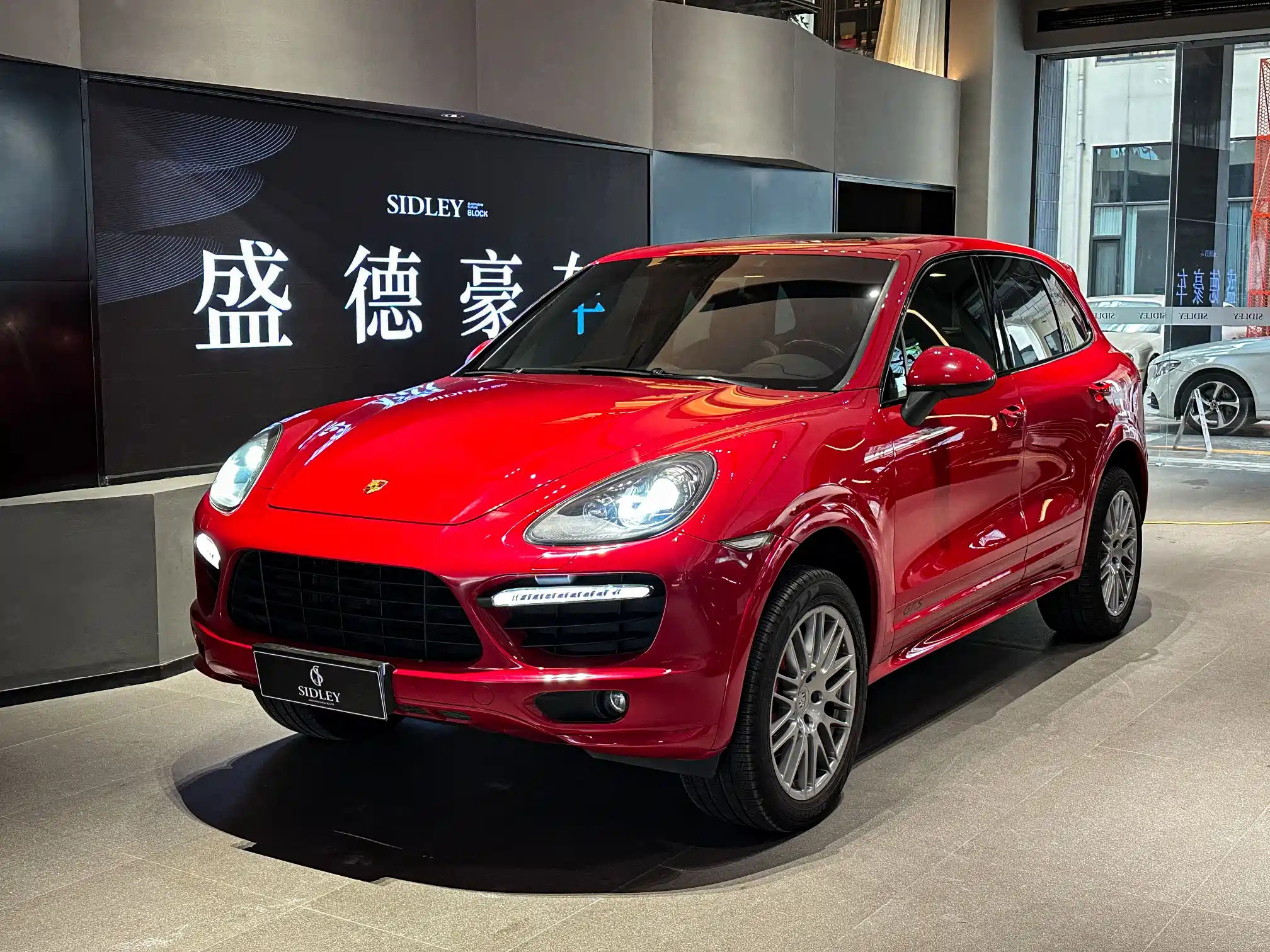 PORSCHE CAYENNE 2012