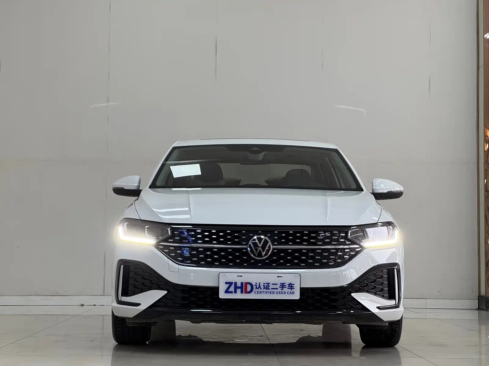 VOLKSWAGEN LAVIDA 2024