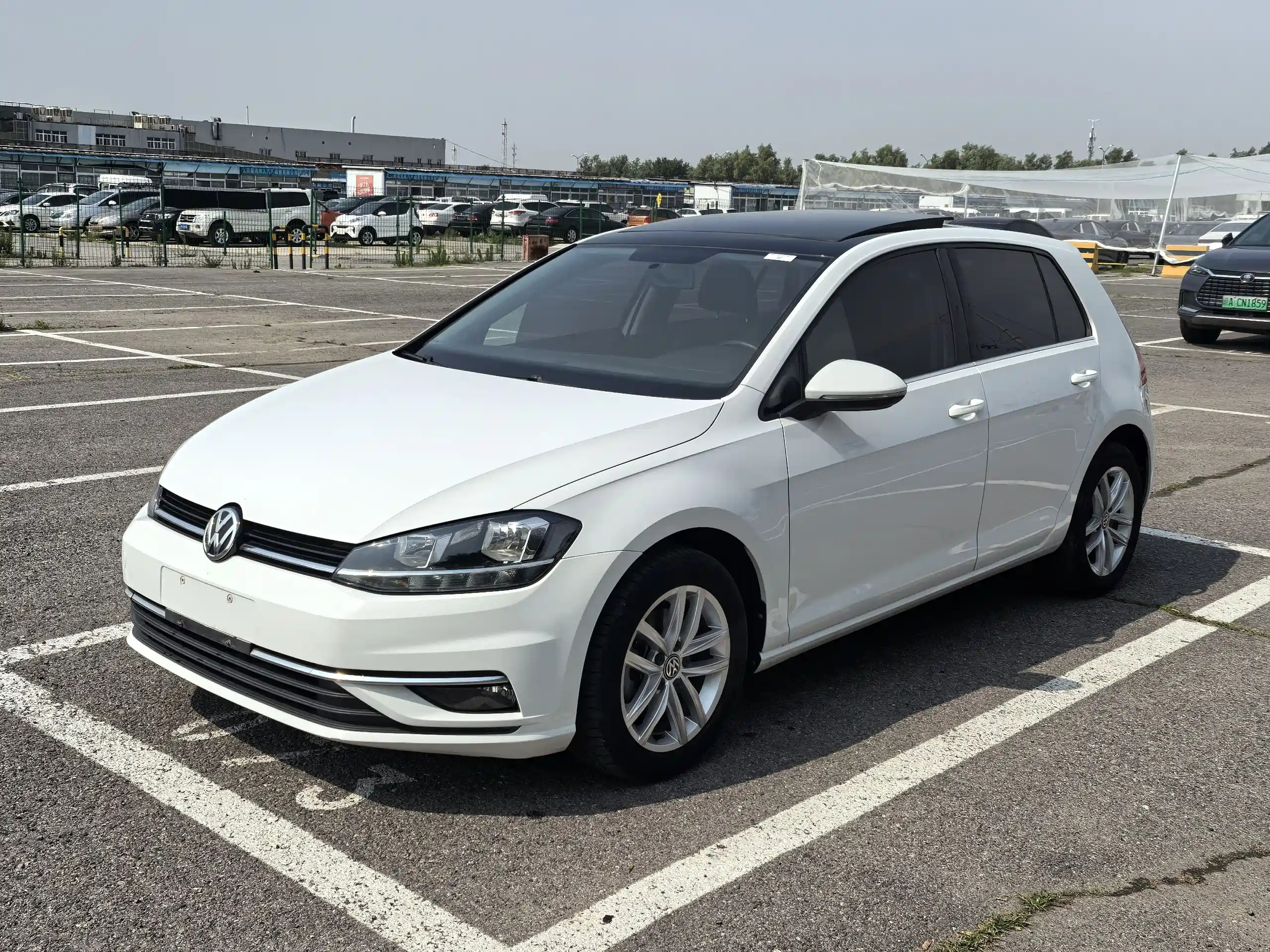 VOLKSWAGEN GOLF 2018