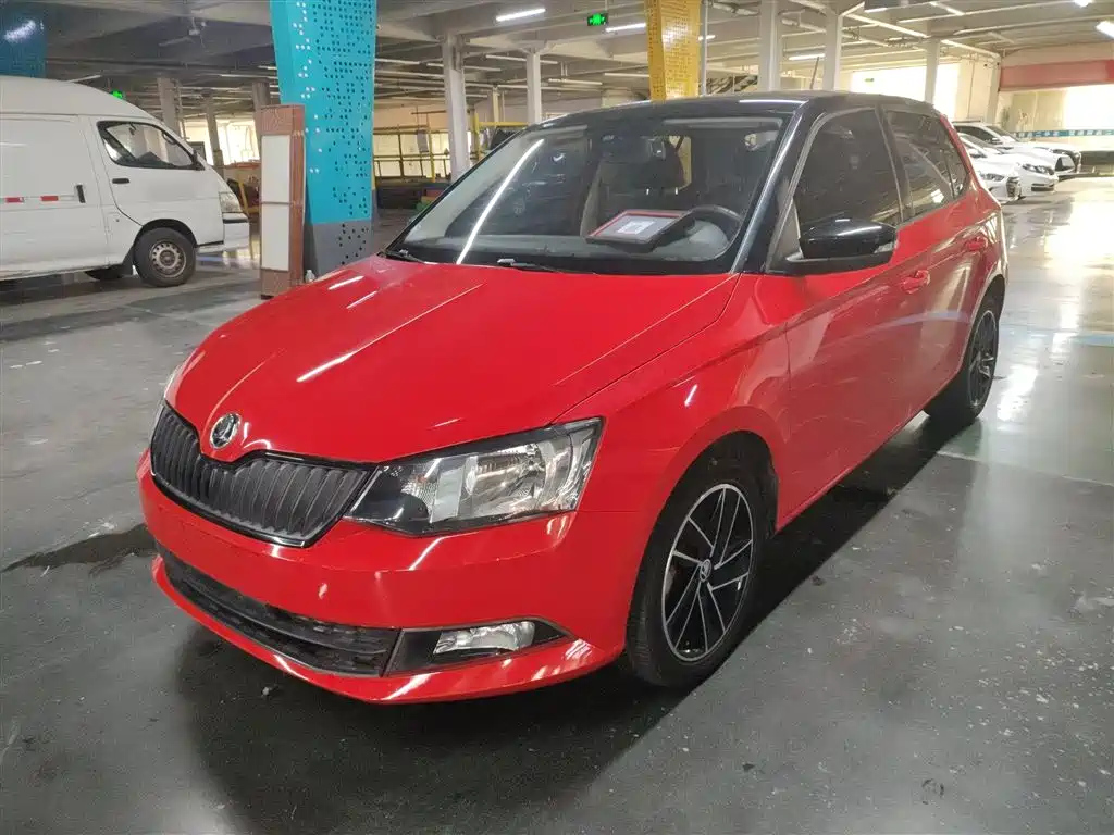 SKODA FASCIA